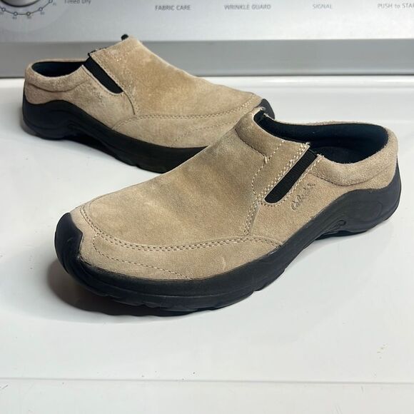 Cabelas  slip on sneakers - Picture 1 of 8